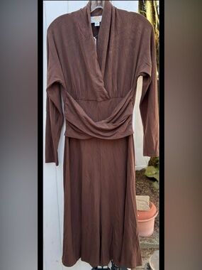 NWT Talbots Brown Long-Sleeve Draped-Waist Dress 6P stunning fit